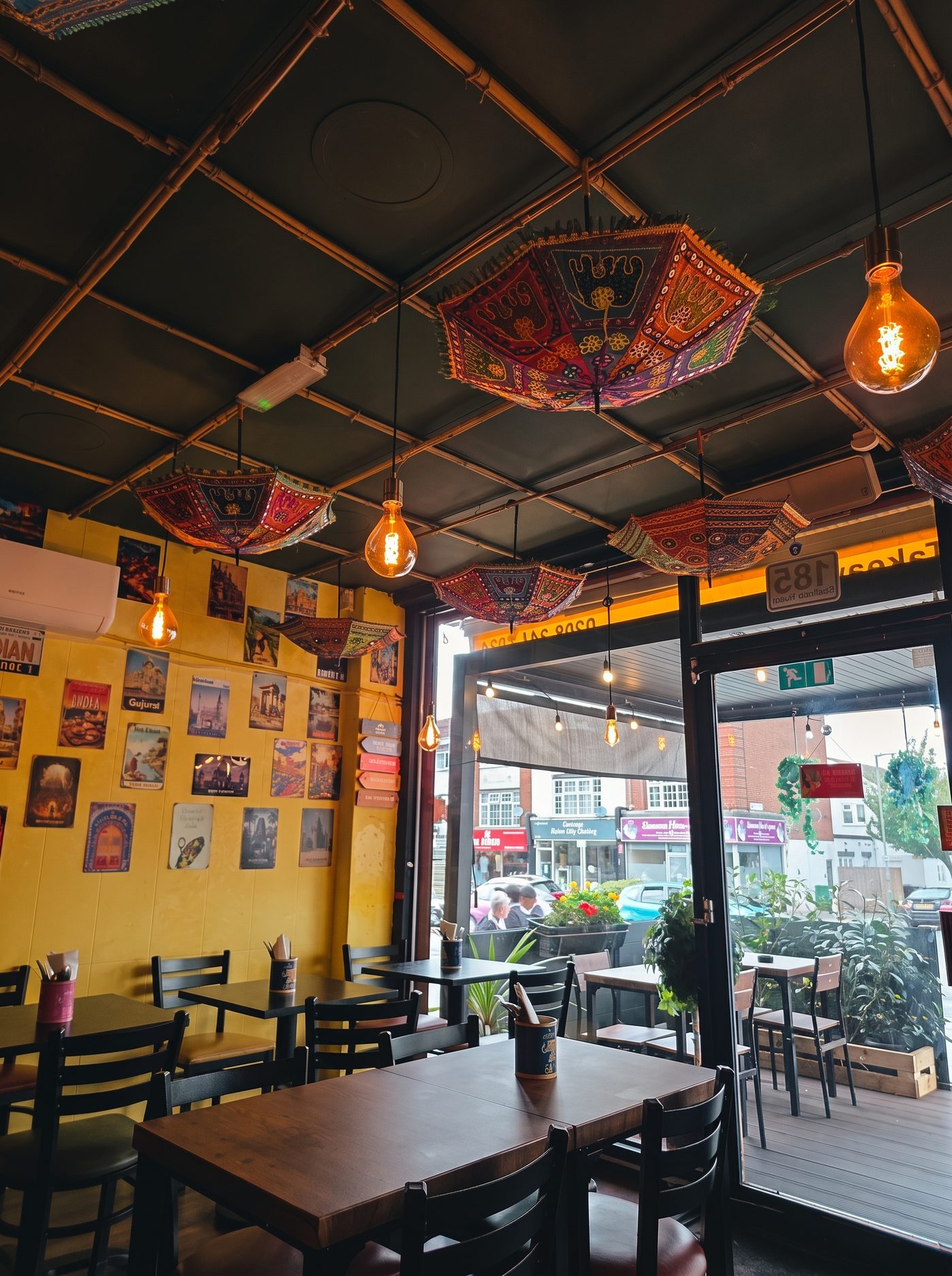 Inside Kanteen